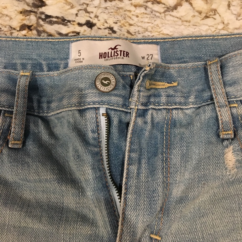 Hollister Distressed Short